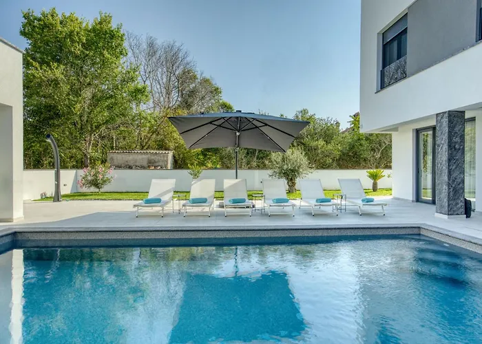 Holiday home Elena By Interhome